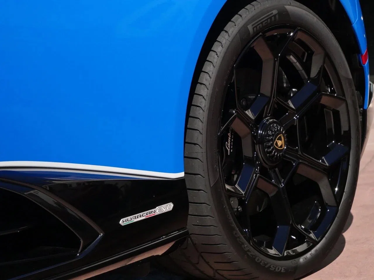 2023 Lamborghini Huracan EVO 60th Anniversary Edition wheel
