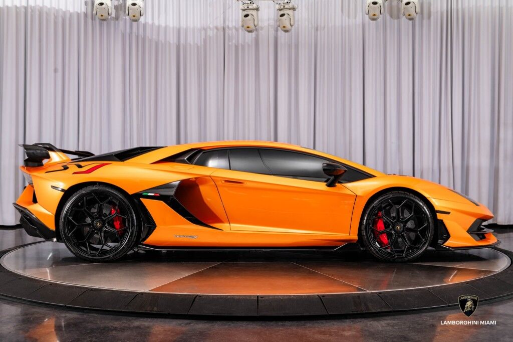 2020 LAMBORGHINI AVENTADOR SVJ, 18/20