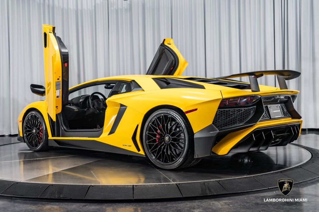 2017 Lamborghini Aventador SV, 10/20