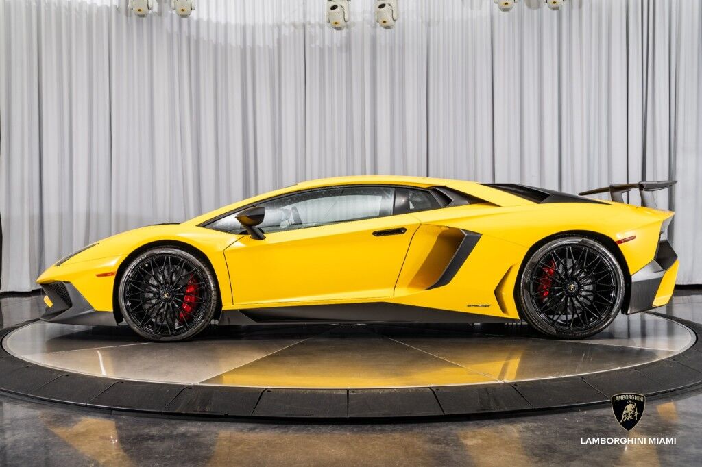 2017 Lamborghini Aventador SV, 15/20
