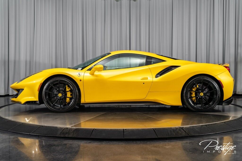 2020 Ferrari 488 Pista, 10/16