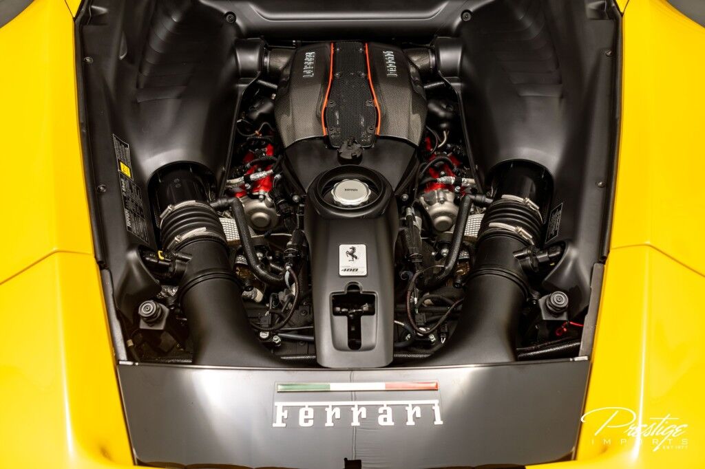 2020 Ferrari 488 Pista, 11/16