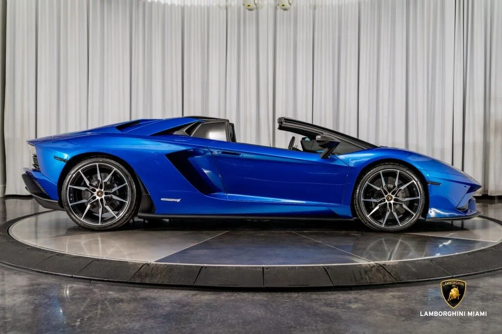 2019 Lamborghini Aventador S for sale, exterior, Blu Nethuns Special Metallic