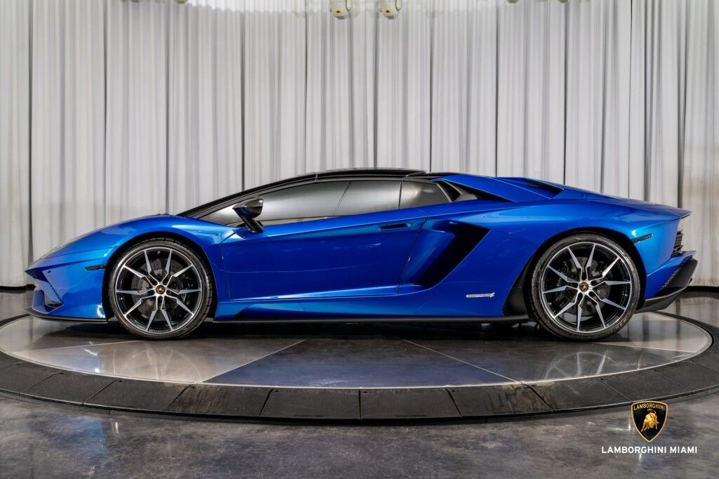 2019 Lamborghini Aventador S, 13/20