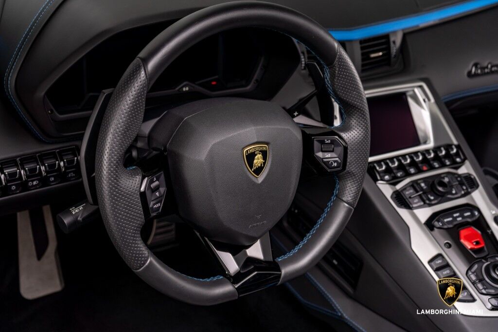 2019 Lamborghini Aventador S, 15/20