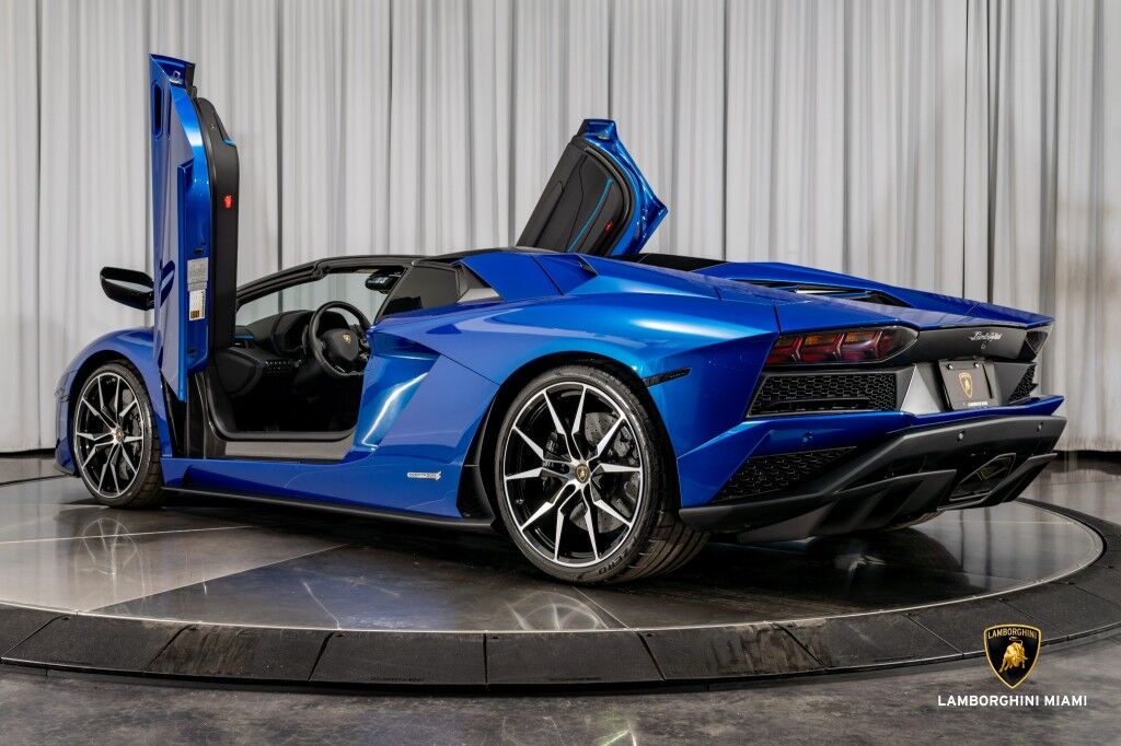 2019 Lamborghini Aventador S, 16/20