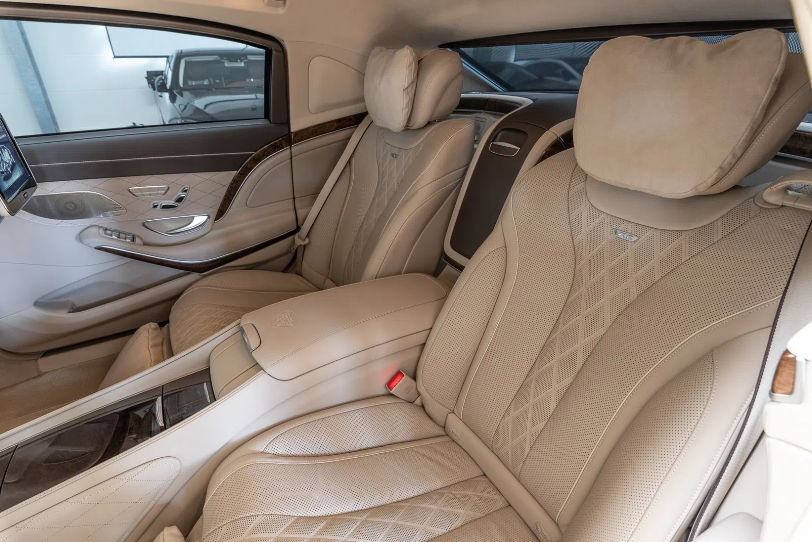 2019 Mercedes-Maybach S 650 *GUARD VR10 interior, seats, Beige