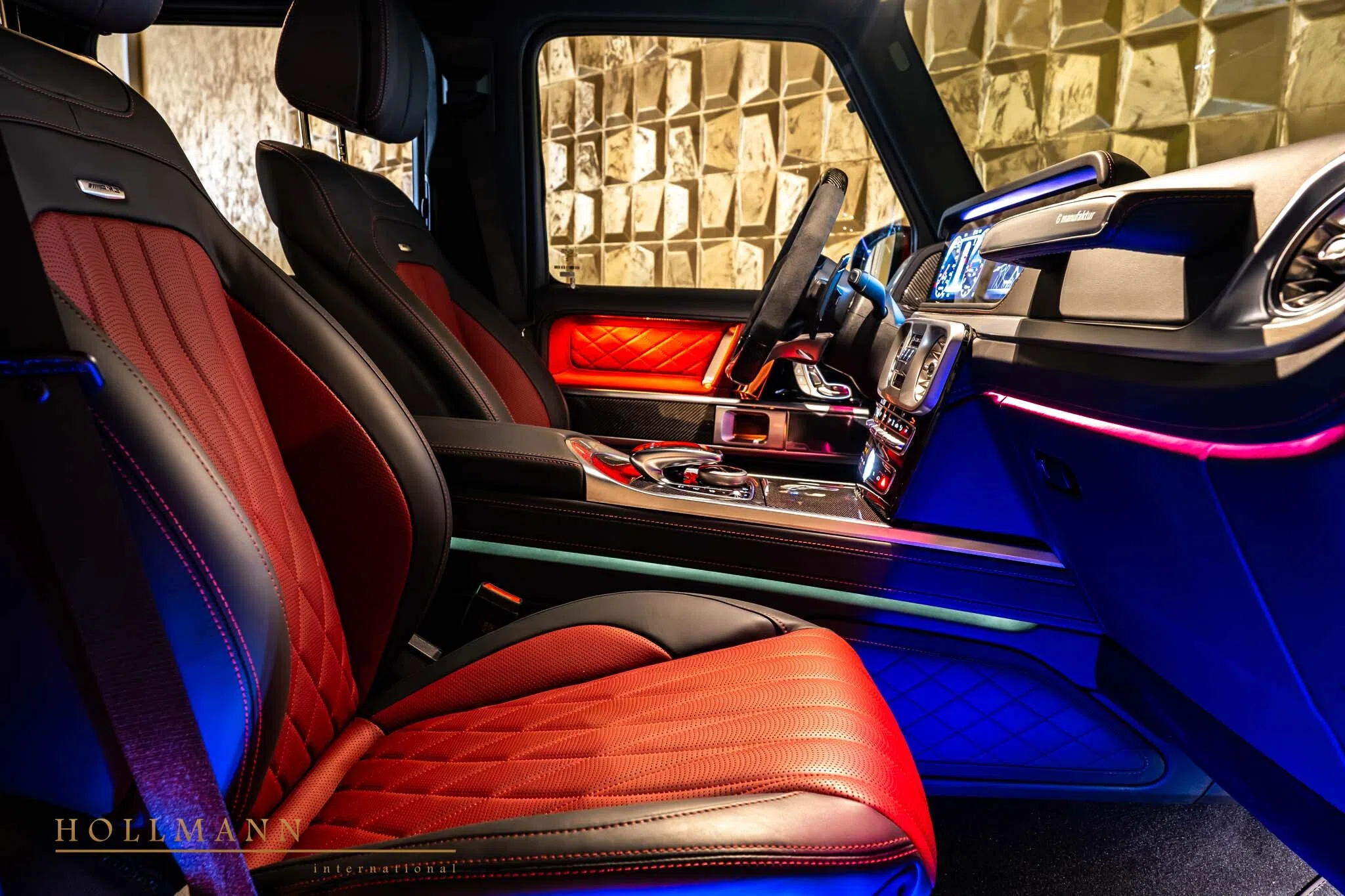 2023 BRABUS G 800 interior, seats, Nappa Leather Bengal Red/Black