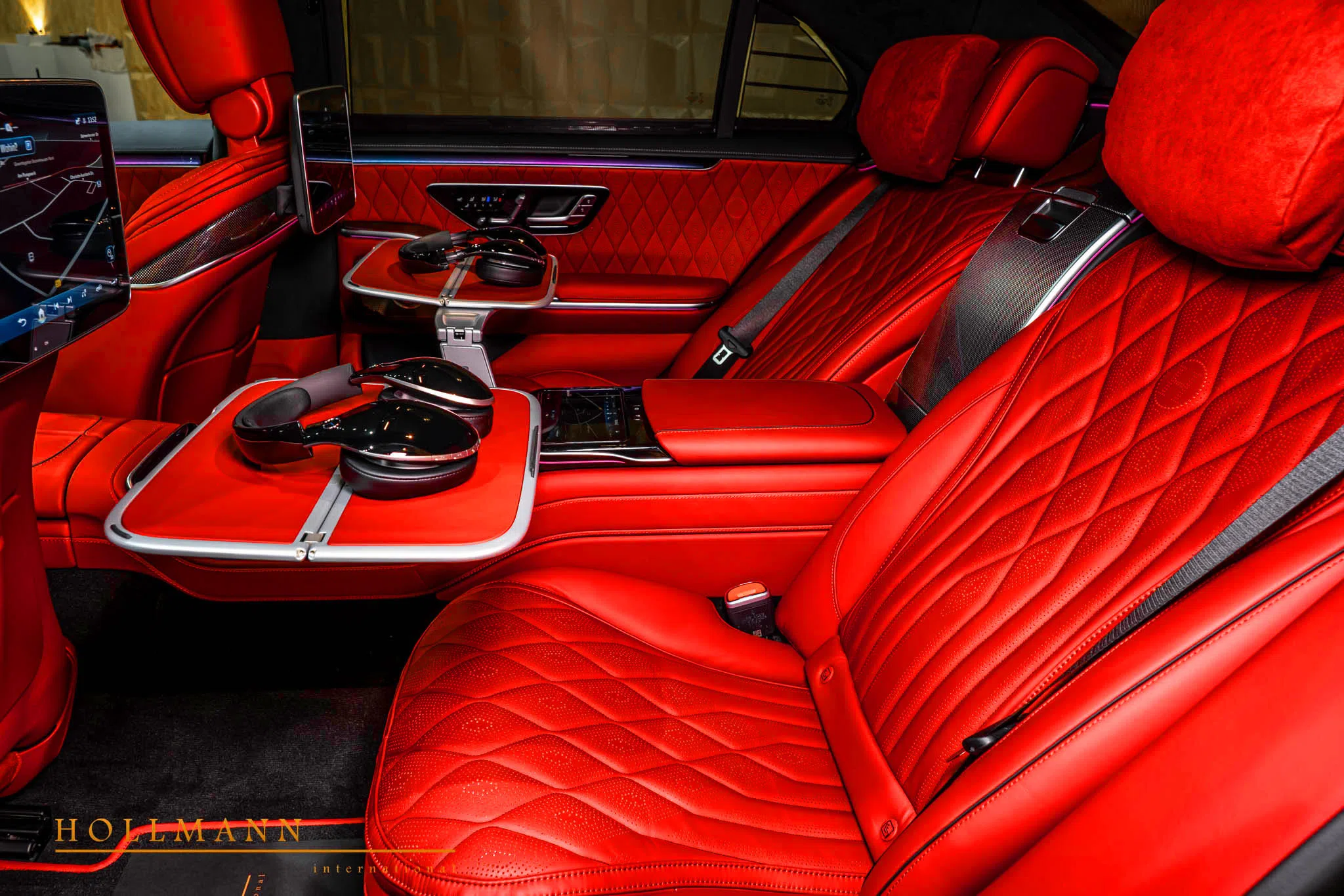 2024 BRABUS 930 interior, seats, Customized Red + Black