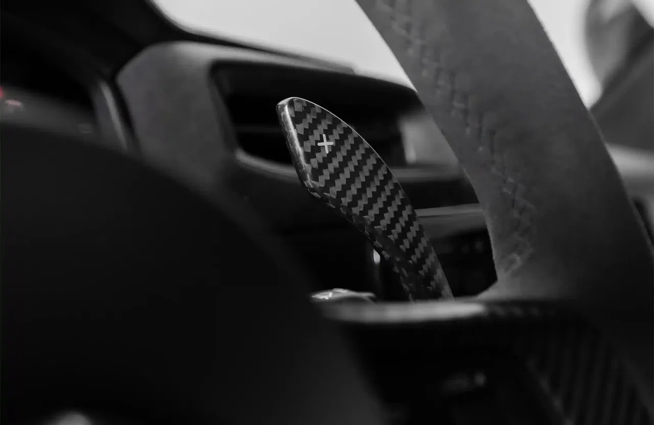 2022 Maserati MC20 Venuum Cerberus interior, center console