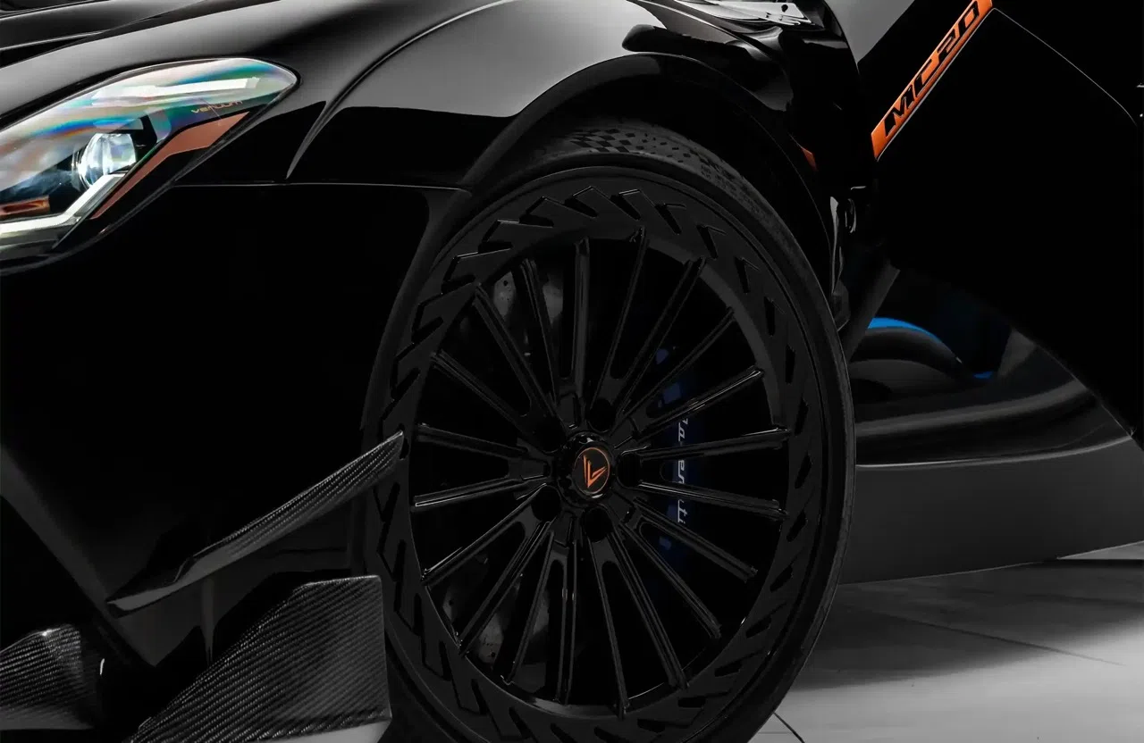 2022 Maserati MC20 Venuum Cerberus wheel