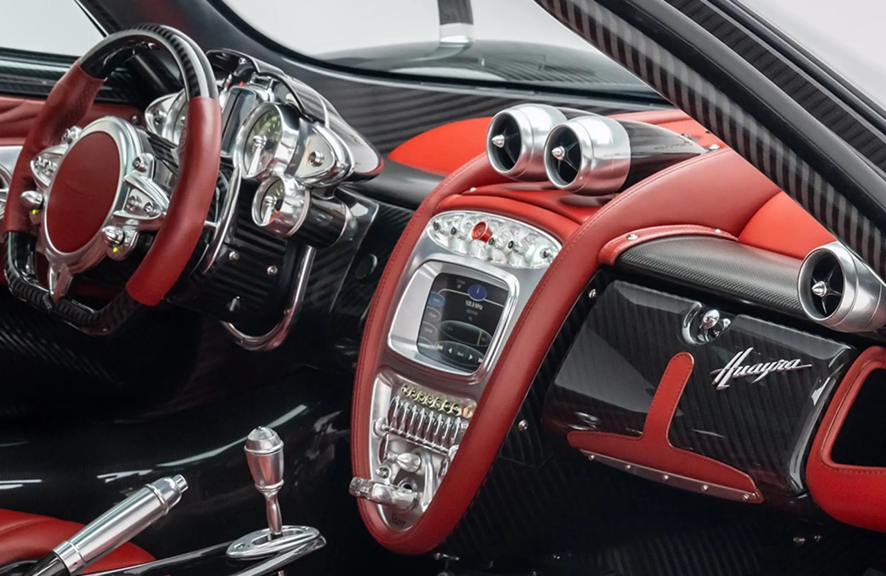 2014 Pagani Huayra Carbon Edition, 5/39