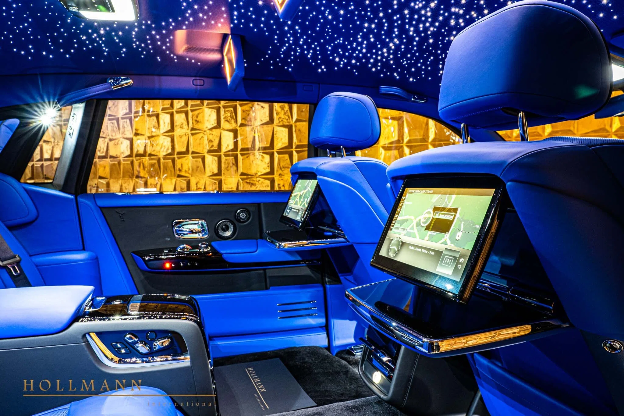 2024 Rolls-Royce Phantom EWB interior, seats, Cobolto Blue