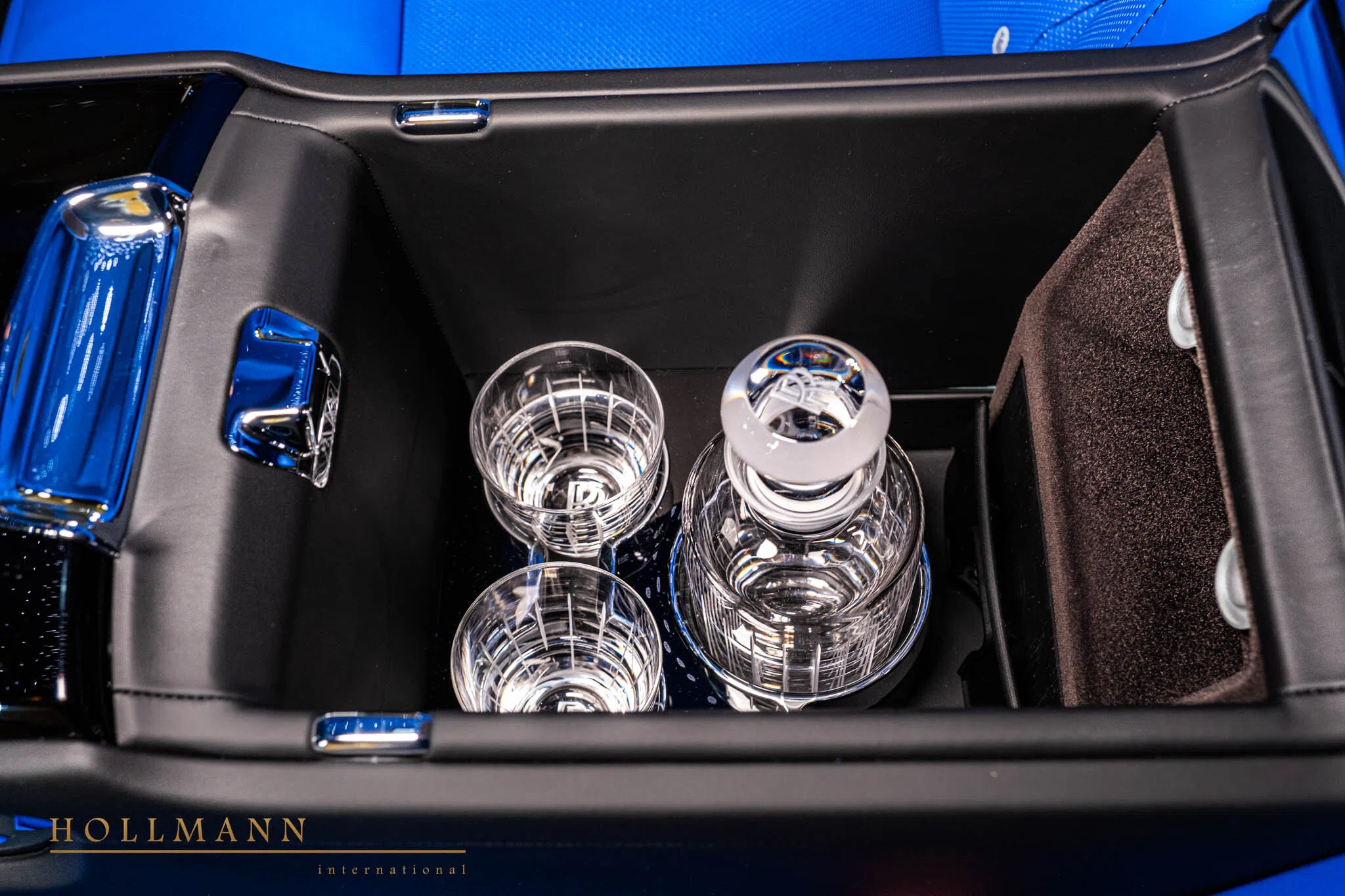 2024 Rolls-Royce Phantom EWB trunk