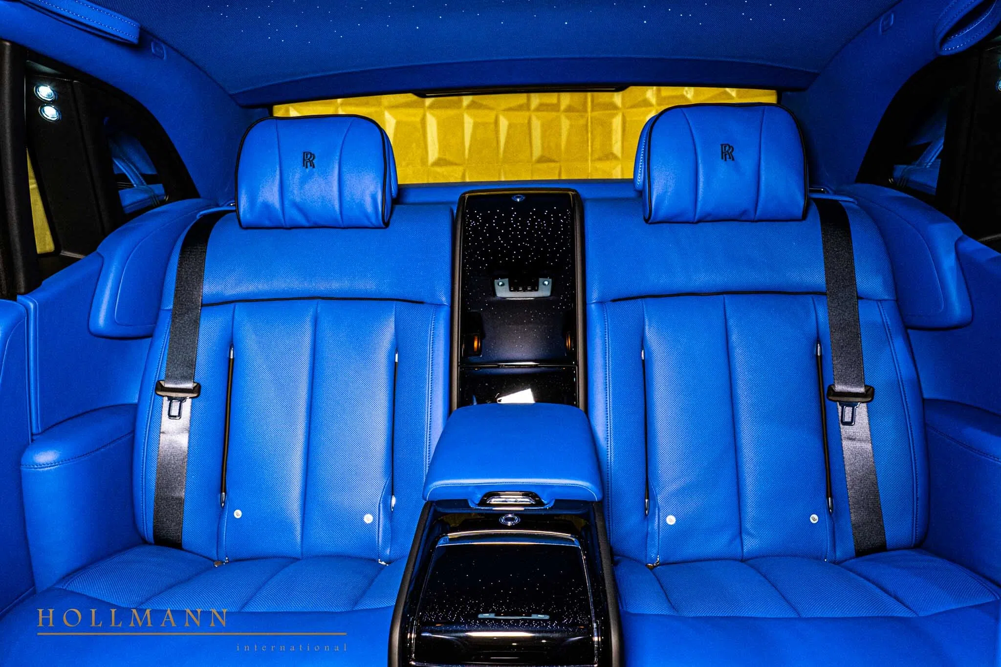 2024 Rolls-Royce Phantom EWB interior, seats, Cobolto Blue