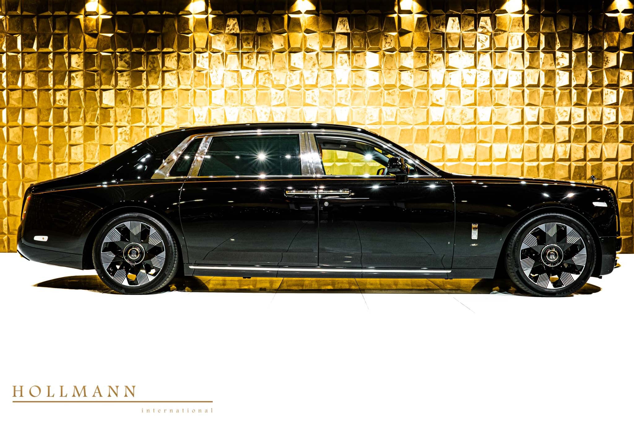 2024 Rolls-Royce Phantom EWB by NOVITEC, 36/39