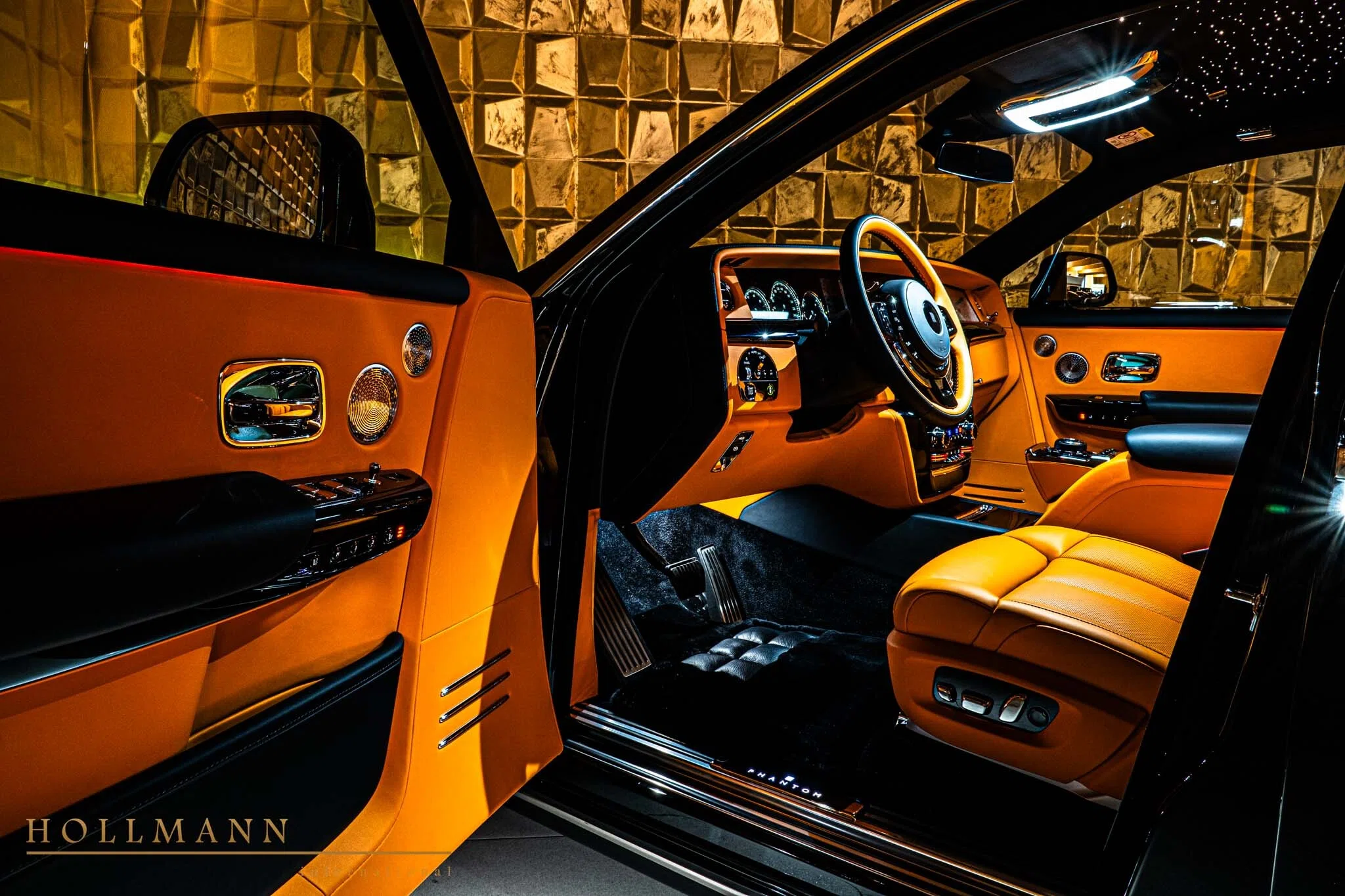 2024 Rolls-Royce Phantom EWB by NOVITEC interior, Interior Mandarin