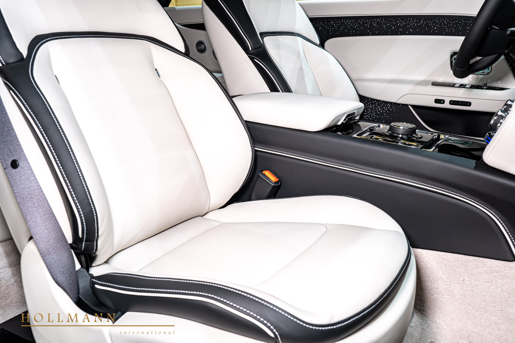 2024 Rolls-Royce Spectre BY NOVITEC, 17/20