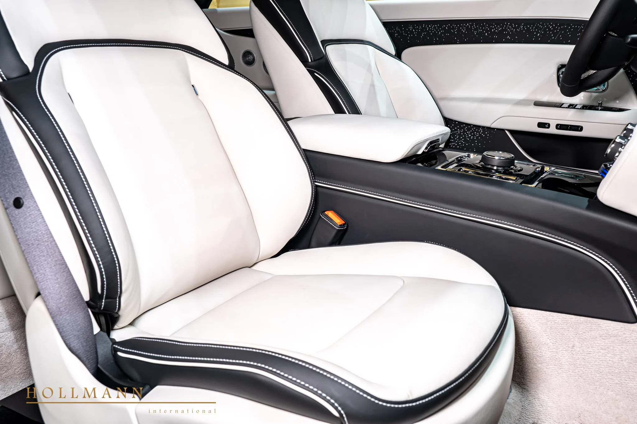 2024 Rolls-Royce Spectre BY NOVITEC interior, seats, Seashell & Black