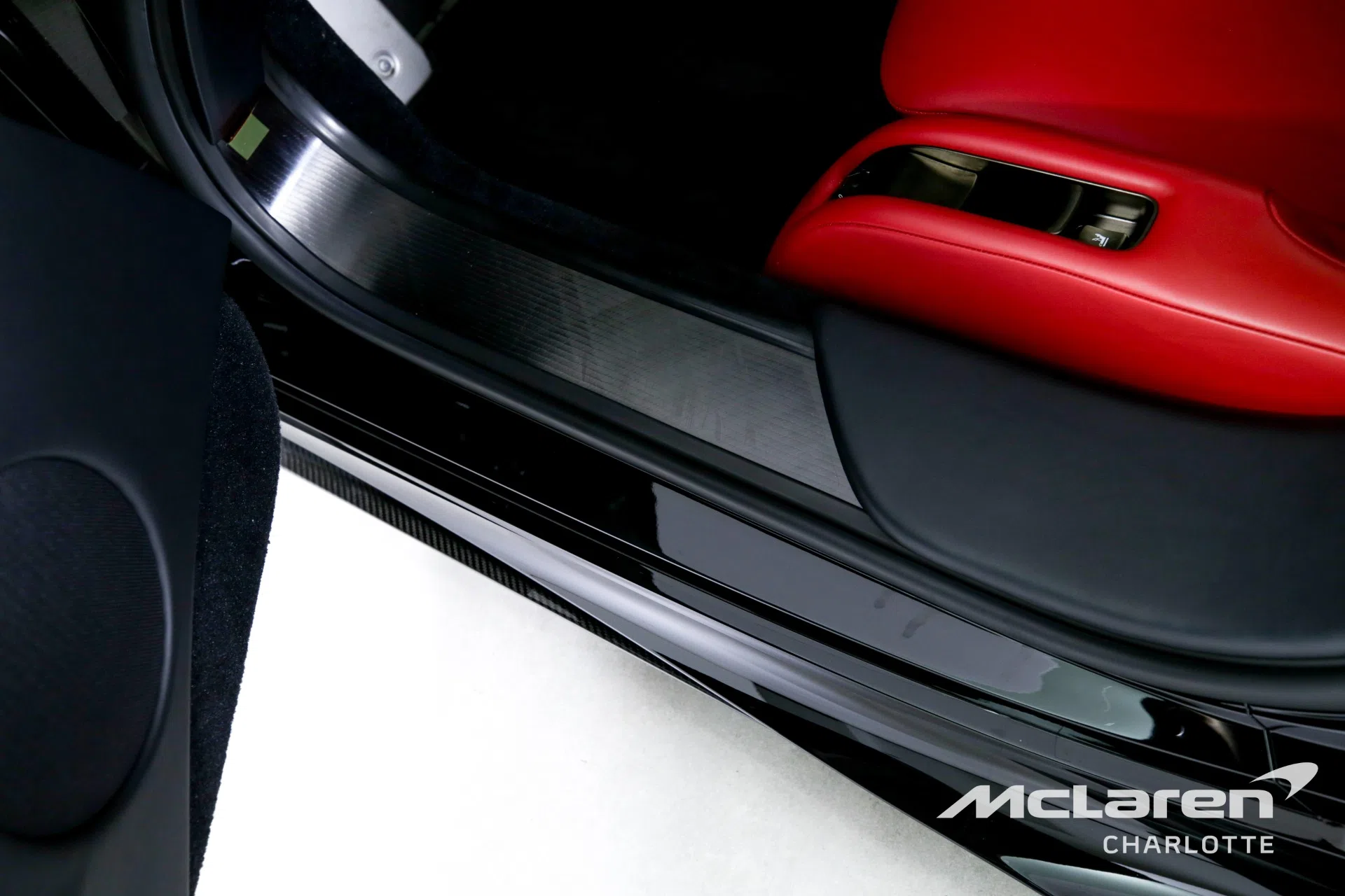 2012 Lexus LFA interior, door sill