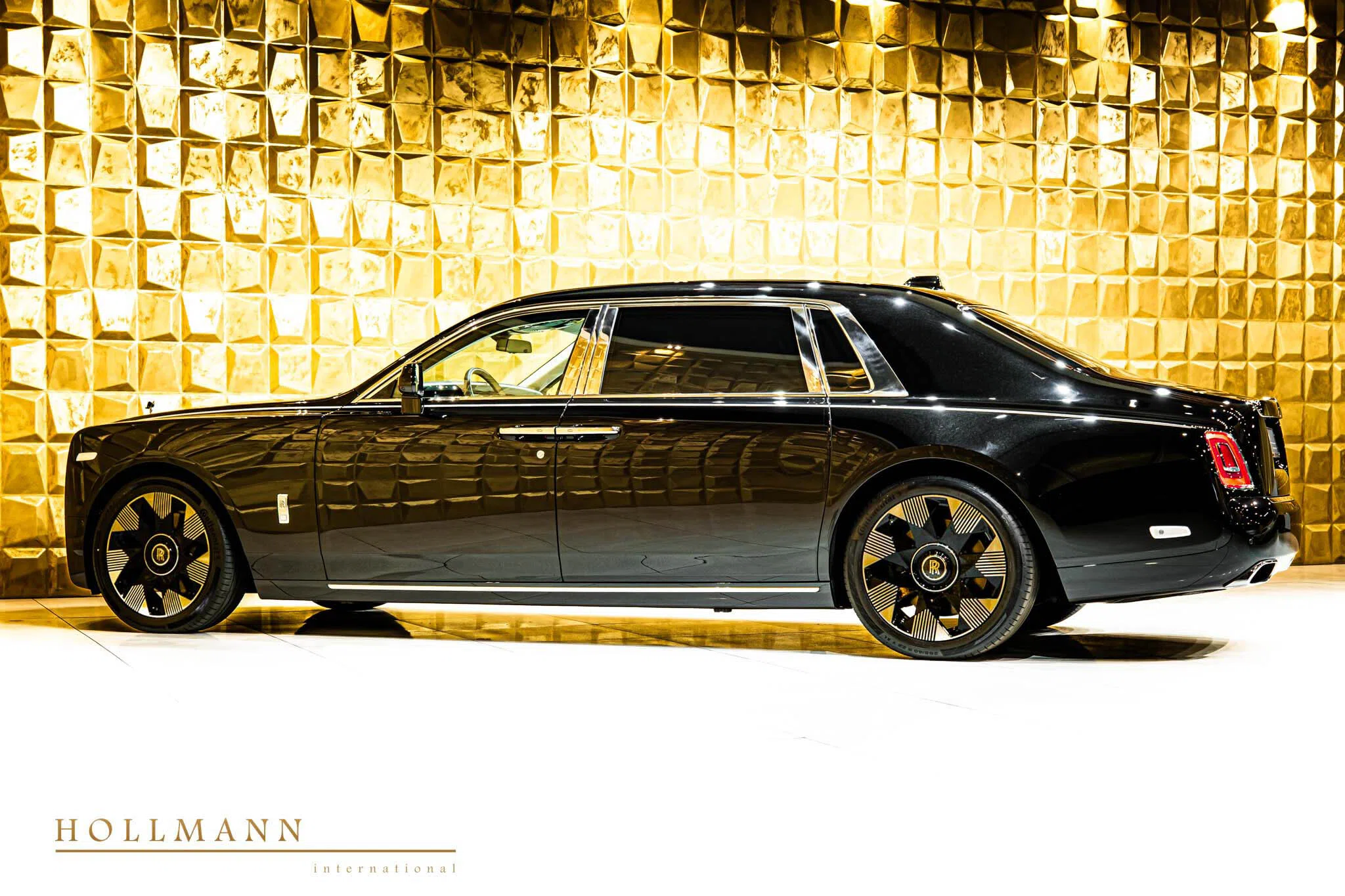 2024 Rolls-Royce Phantom EWB for sale, exterior, Black Diamond