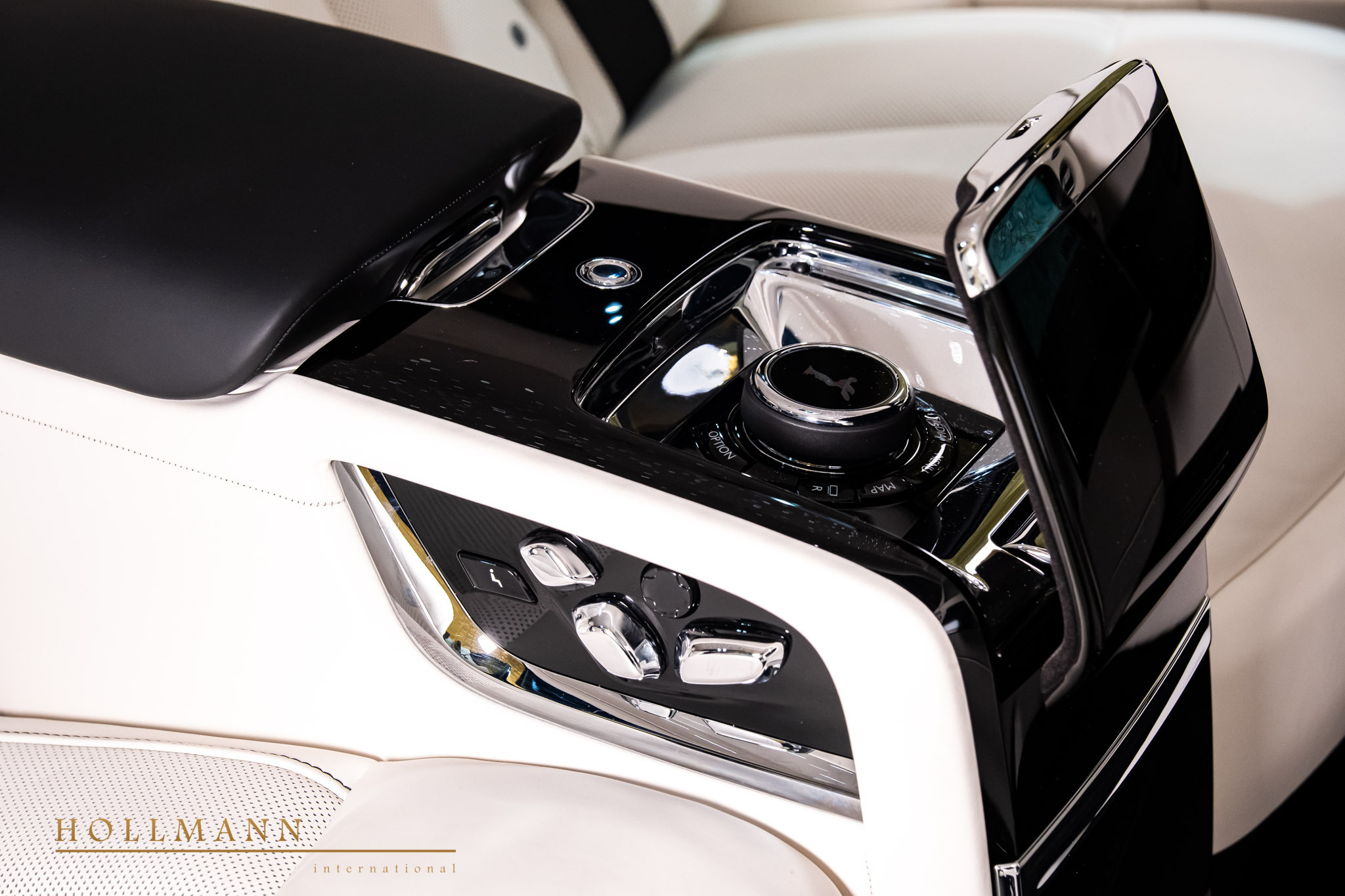 2024 Rolls-Royce Phantom EWB, 17/20