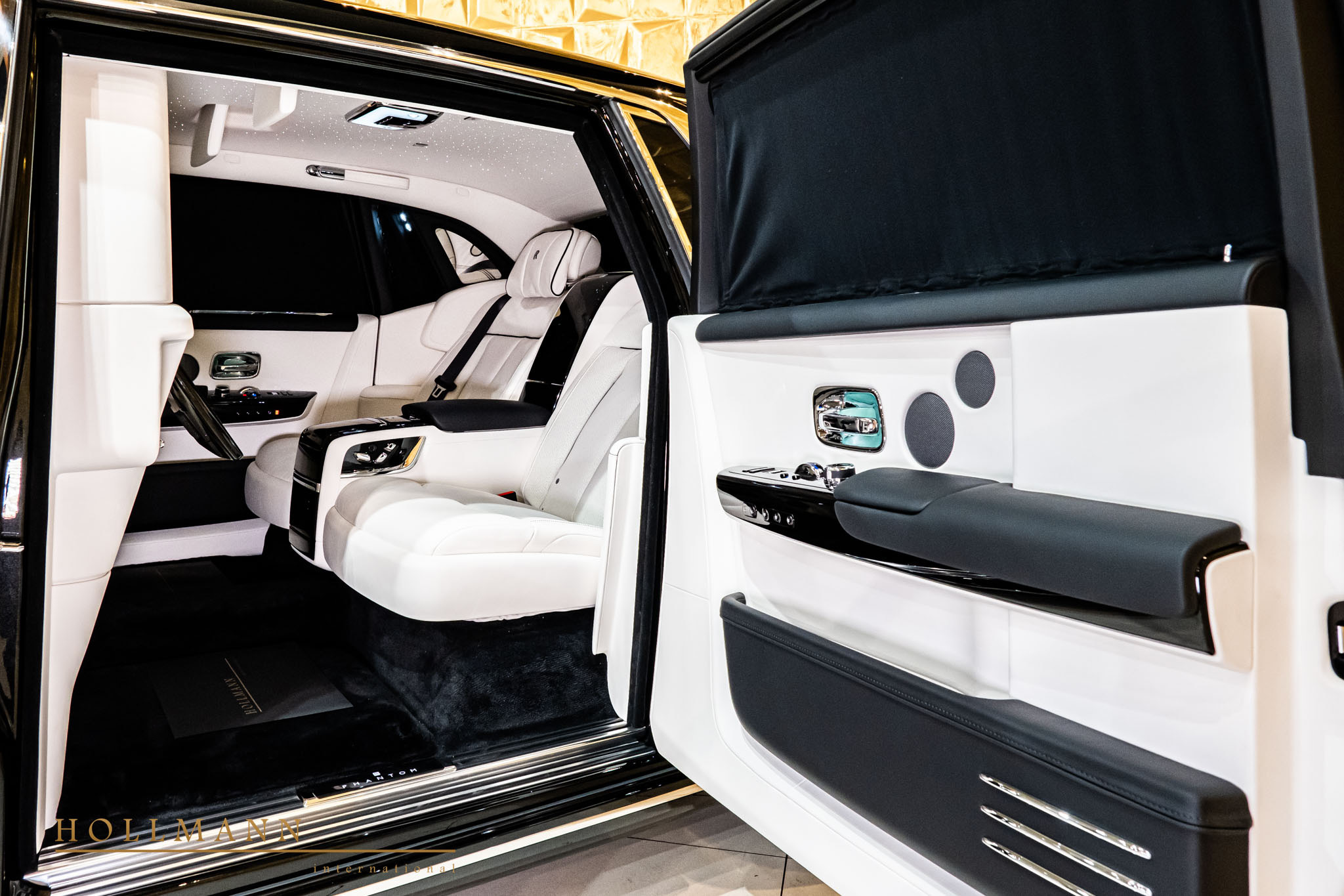 2024 Rolls-Royce Phantom EWB, 18/20
