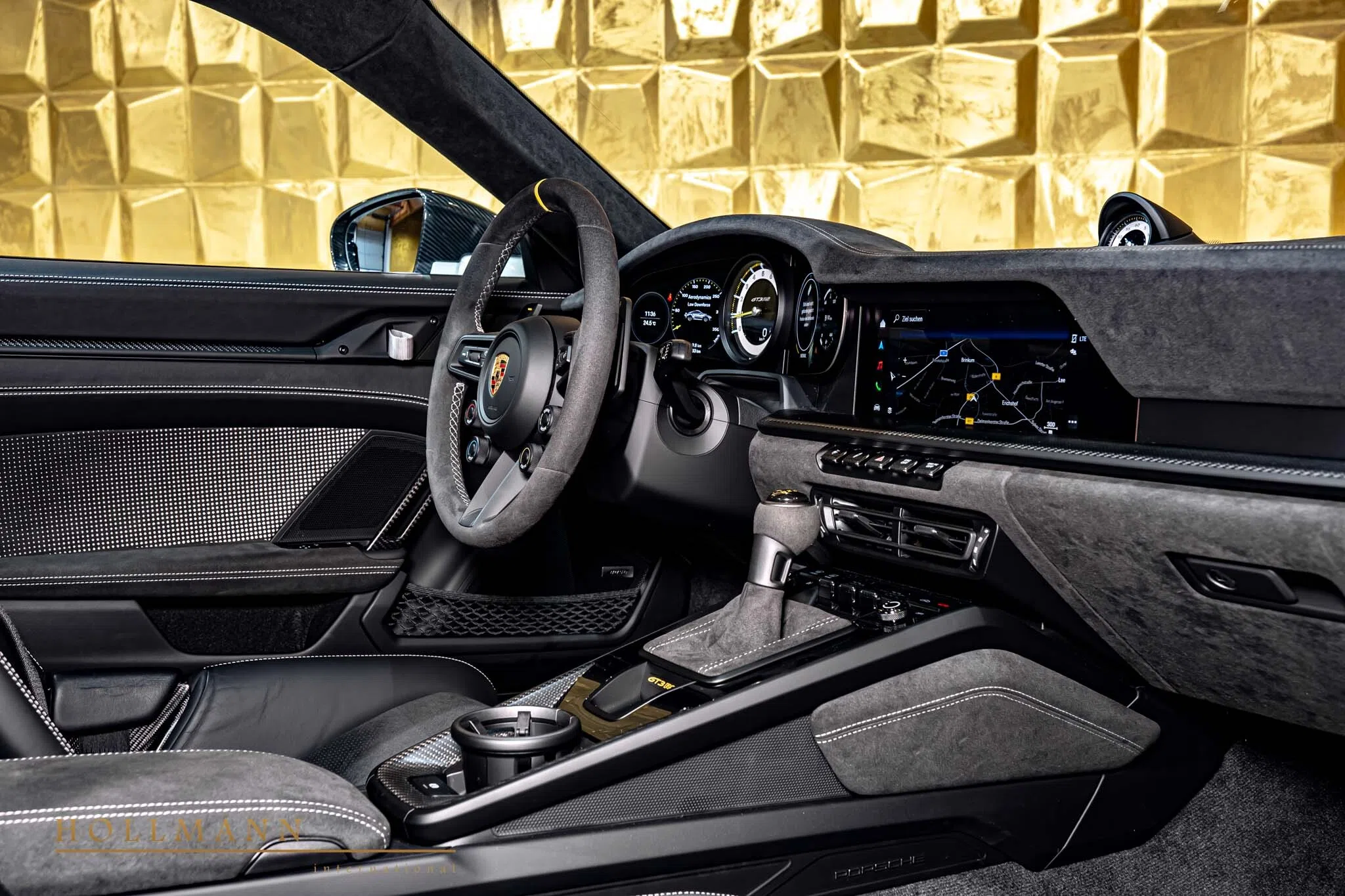 2024 Porsche 911 GT3 RS interior, dashboard, Black