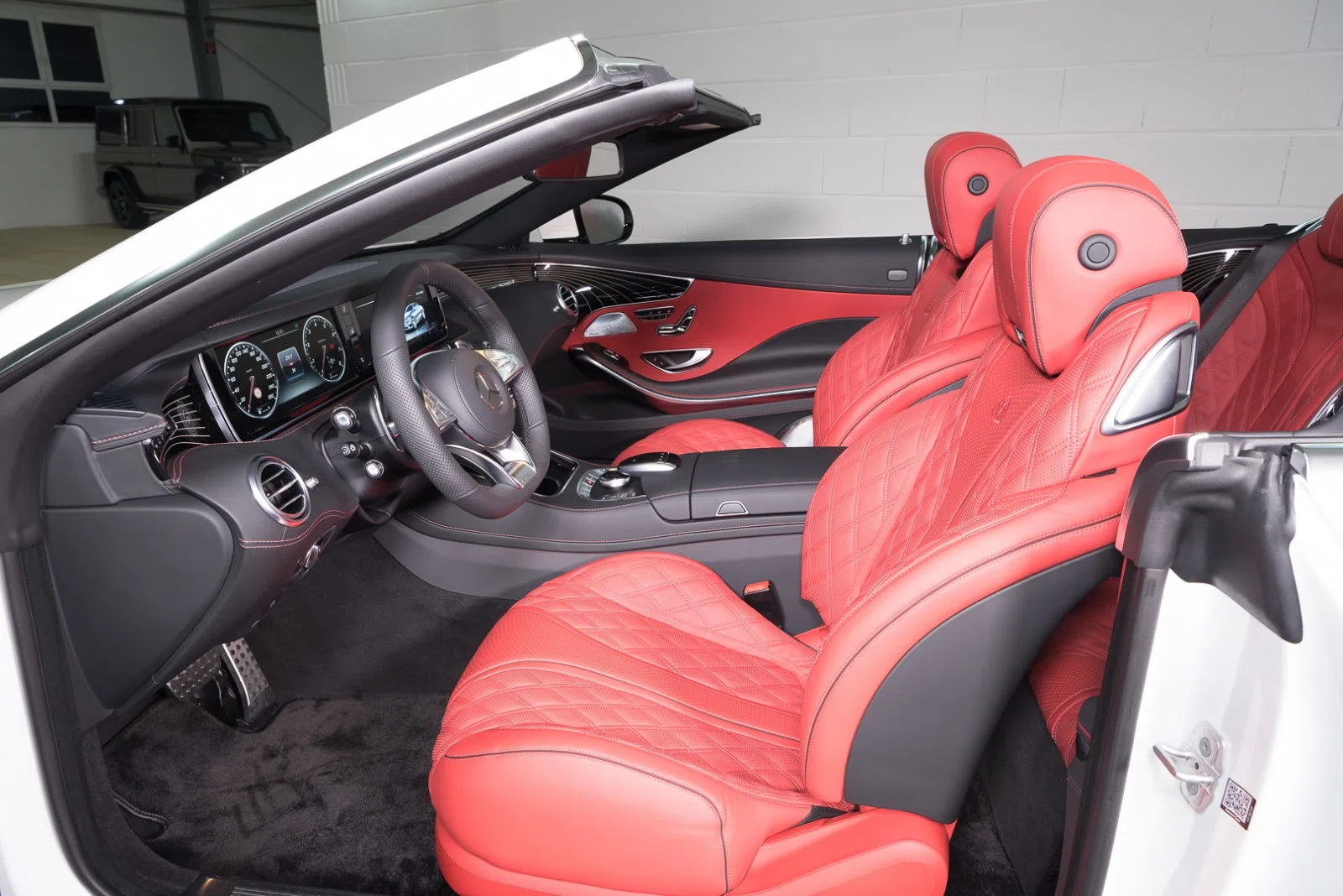 2019 Mercedes-Maybach S650 Cabrio - GRANDEX interior, seats, Red