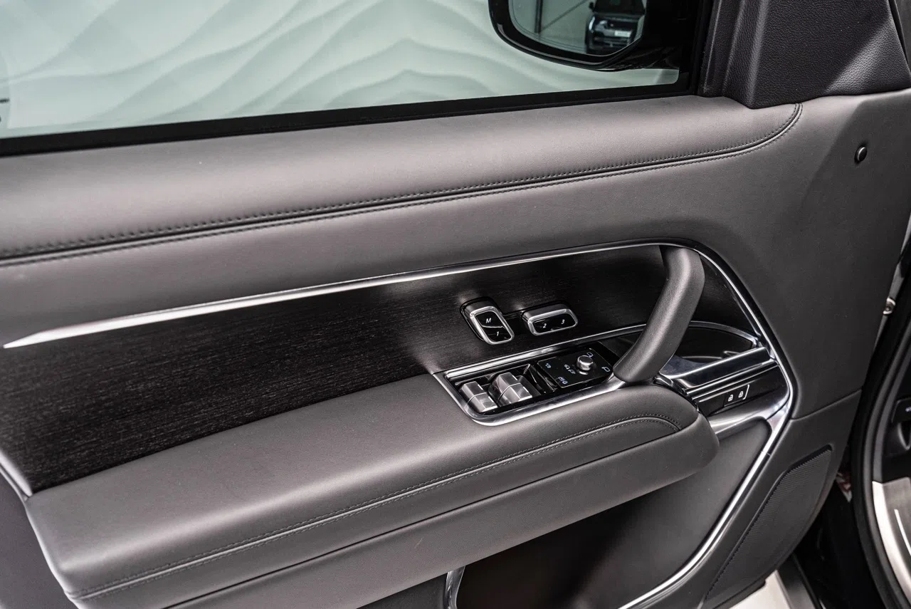 2024 Range Rover Armored B6 Autobiography interior, door panel, Ebony