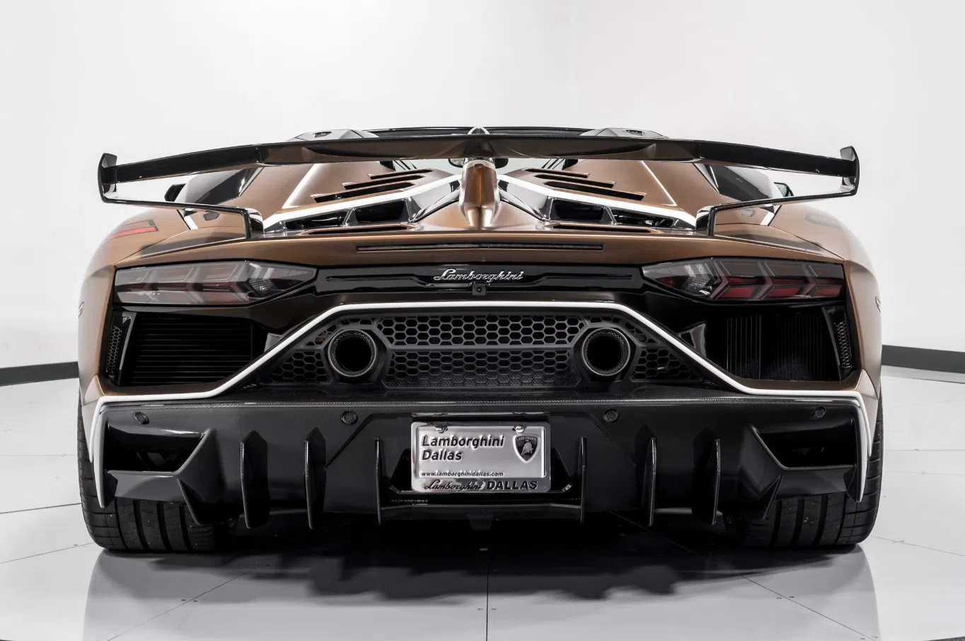 2020 Lamborghini Aventador SVJ Roadster, rear three-quarter view, Bronzo Zenas