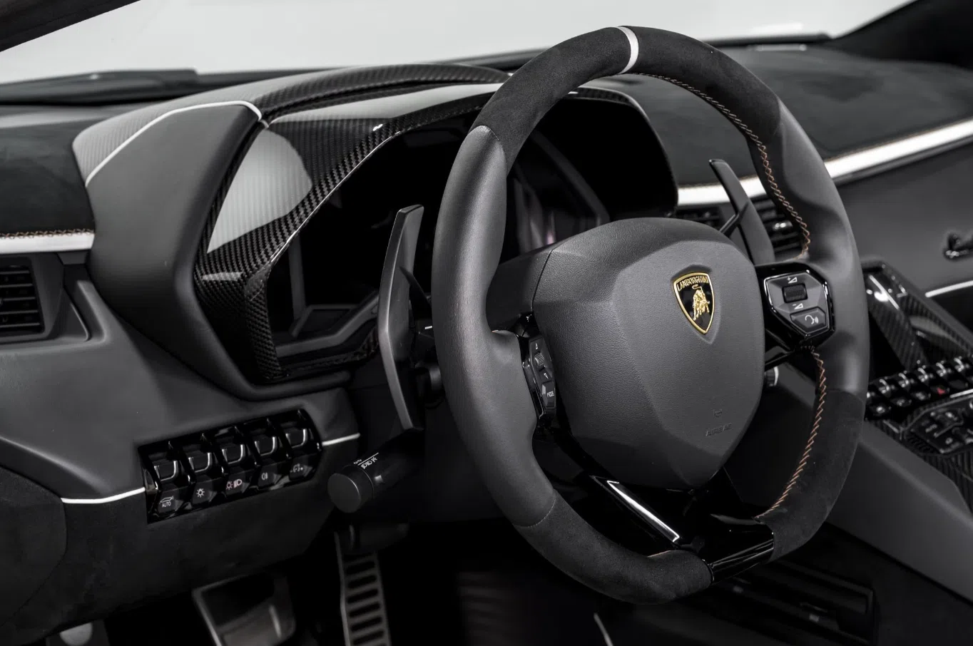 2020 Lamborghini Aventador SVJ Roadster interior, steering wheel, Nero Cosmus