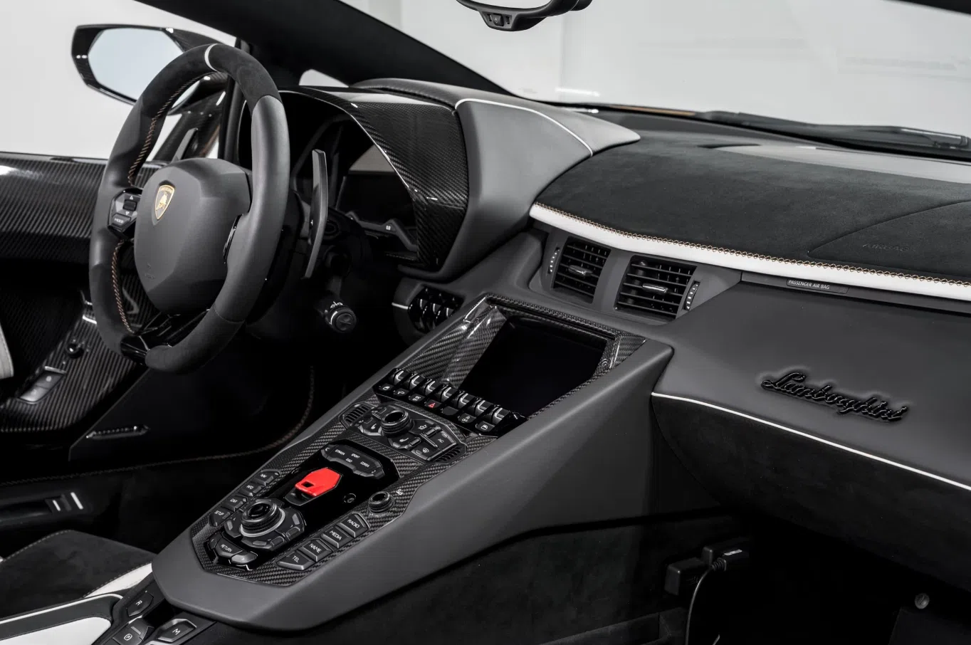 2020 Lamborghini Aventador SVJ Roadster interior, Nero Cosmus