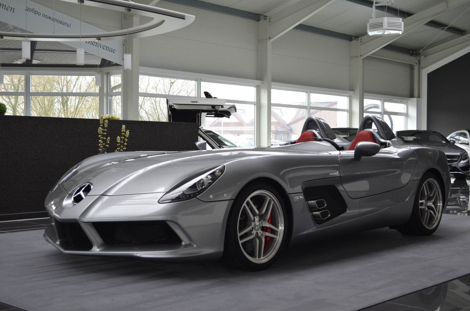 Mercedes-Benz SLR McLaren Stirling Moss - OFF-MARKET CARS - Germany ...