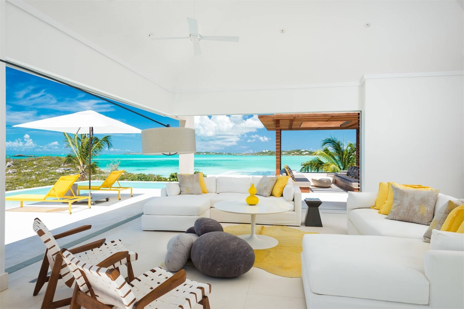 TURTLE TAIL ESTATE Luxury Pulse Real Estate Turks and Caicos Islands For sale on LuxuryPulse.