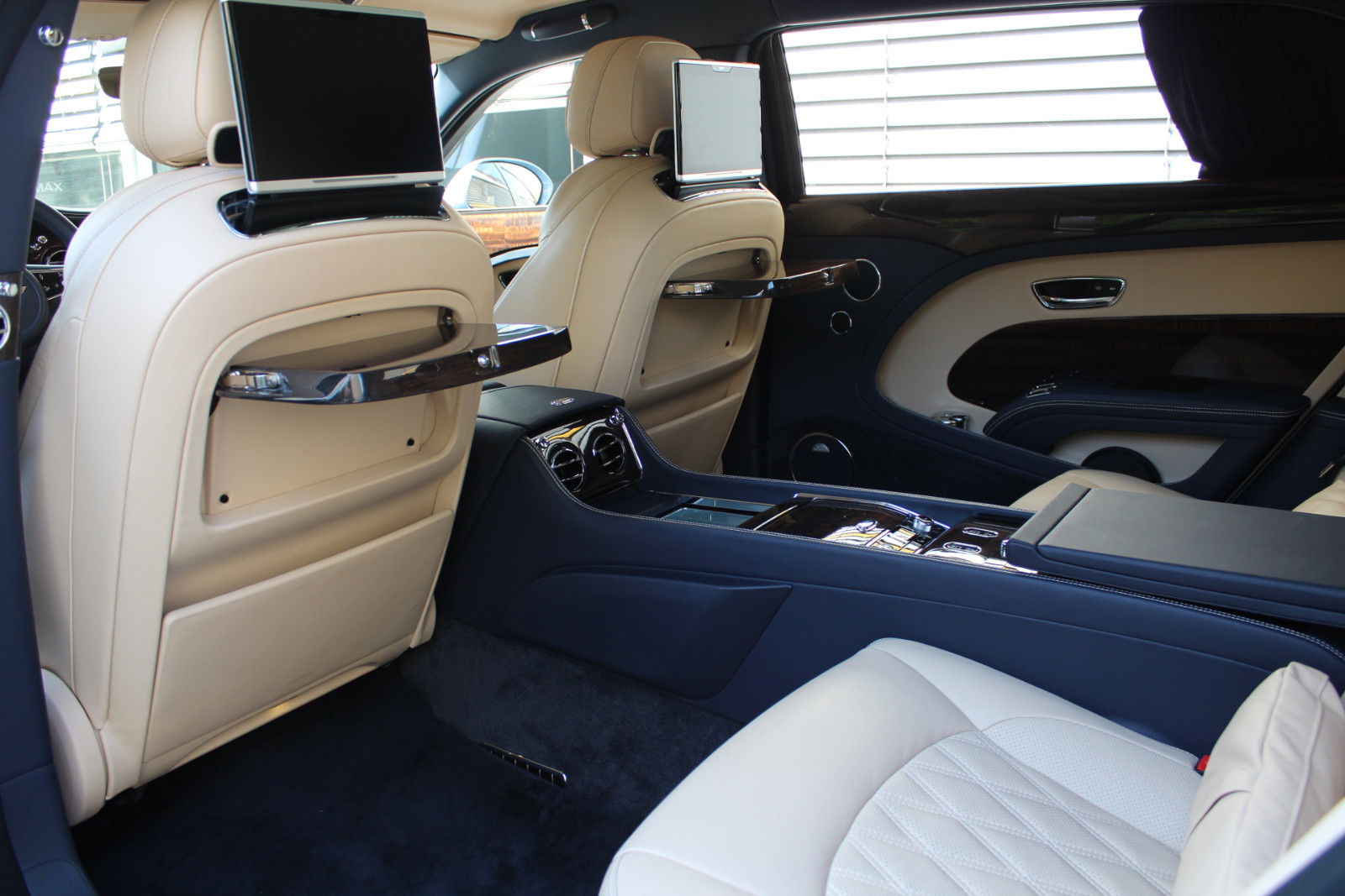 Bentley Mulsanne Extended Wheelbase - OFF-MARKET CARS - Germany - For ...