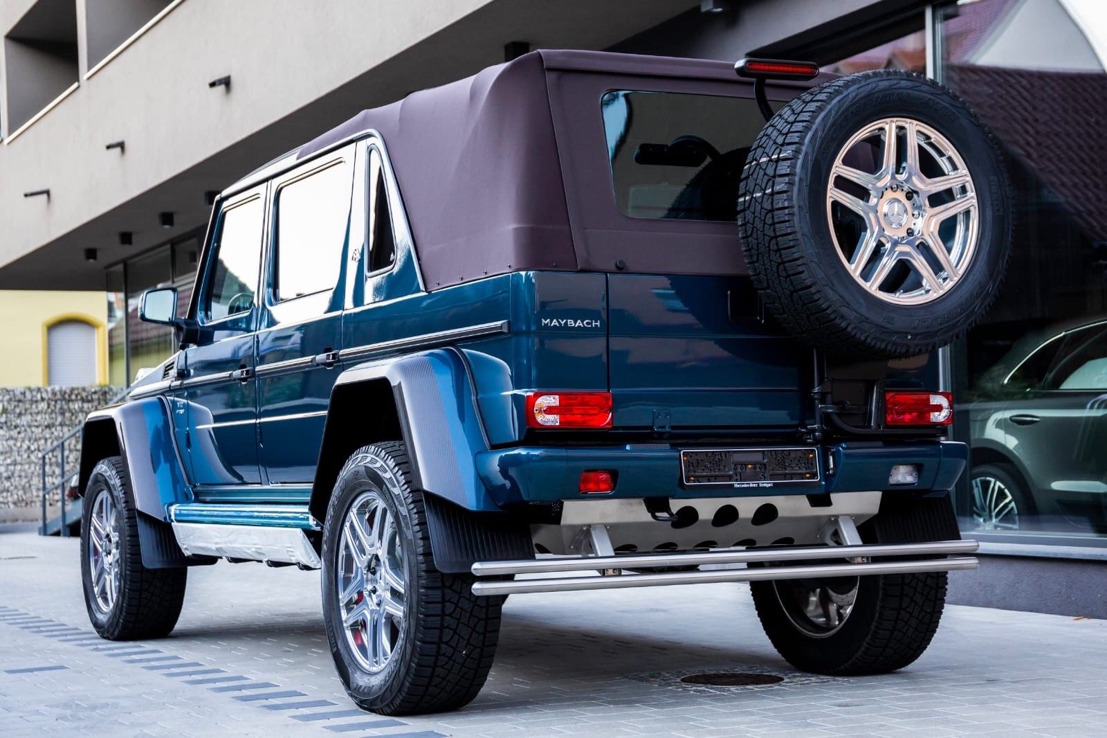 Mercedes-Maybach G650 Landaulet - 1 of 99 - OFF-MARKET CARS - Germany ...