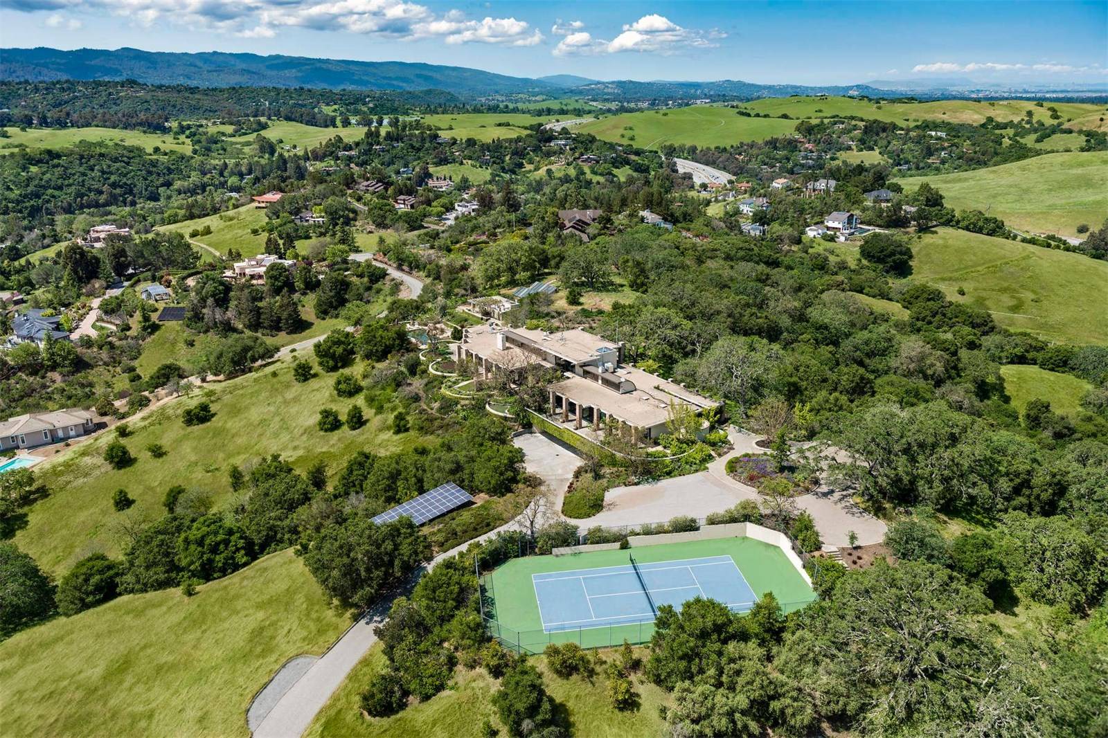 Propriété d'exception à Elena Rd, Los Altos Hills
