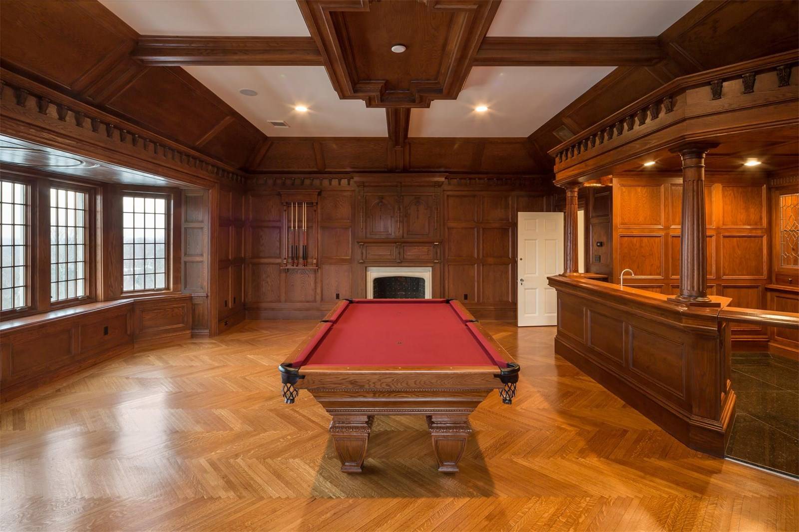 Darlington, New York Metro Mansion Mahwah, New Jersey Luxury Pulse