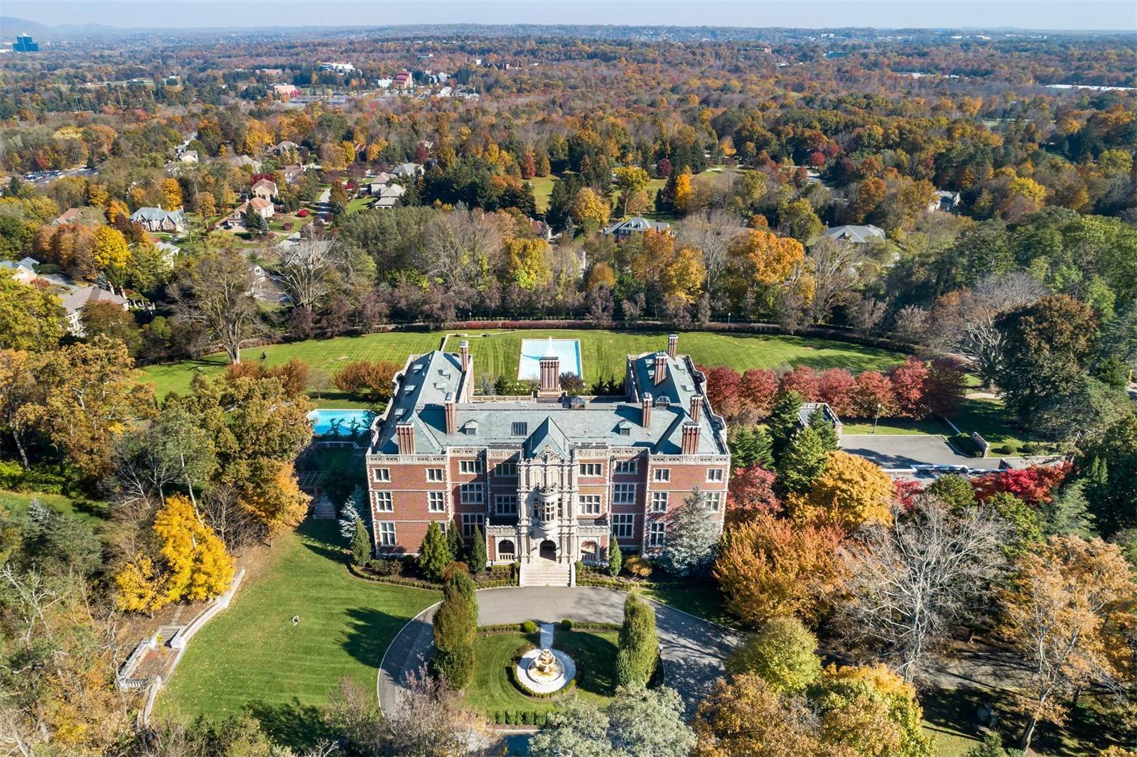 Darlington, New York Metro Mansion Mahwah, New Jersey Luxury Pulse