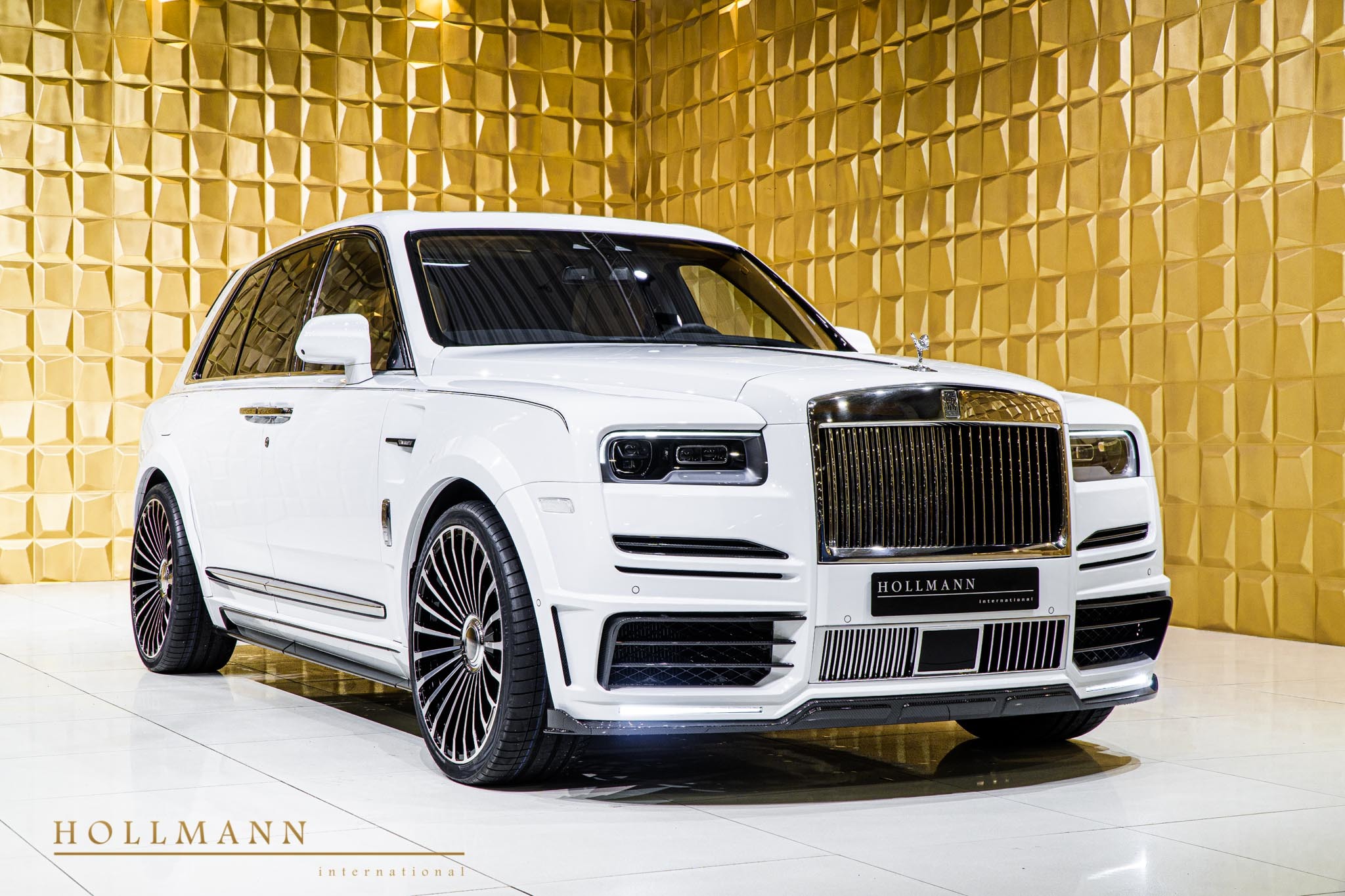 Rolls-Royce Cullinan by Mansory - Hollmann International - Germany ...