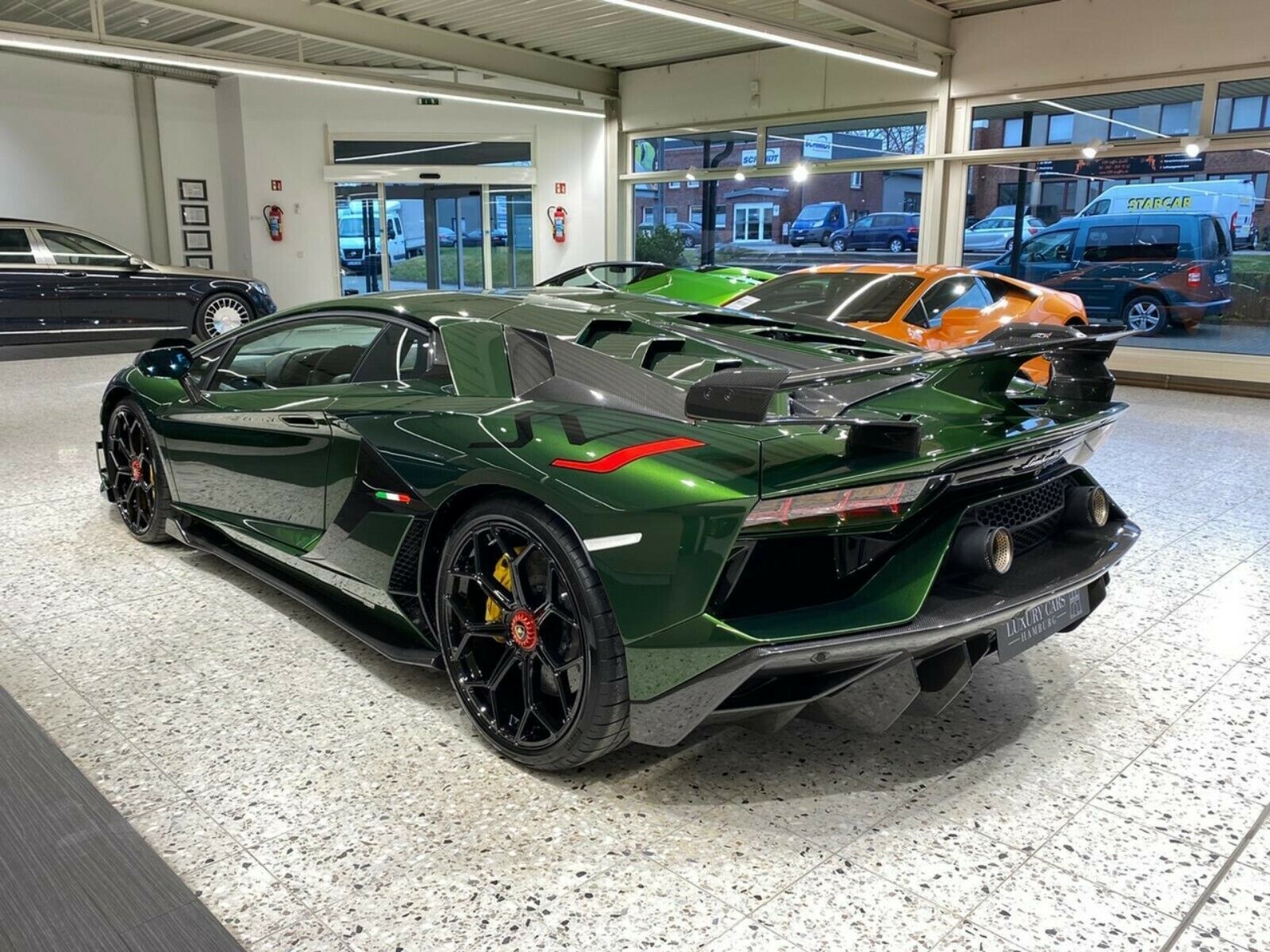 Lamborghini Aventador Coupe SVJ SPECIAL GREEN - Luxury Cars Hamburg ...