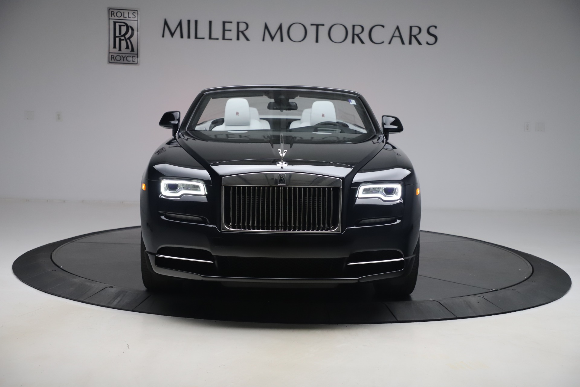 For sale : 2020 Rolls-Royce Dawn Base - Miller Motorcars - United ...