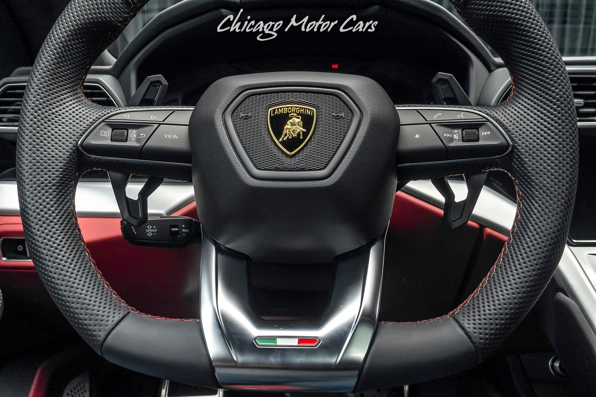 For sale : 2020 Lamborghini Urus - Chicago Motor Cars ...