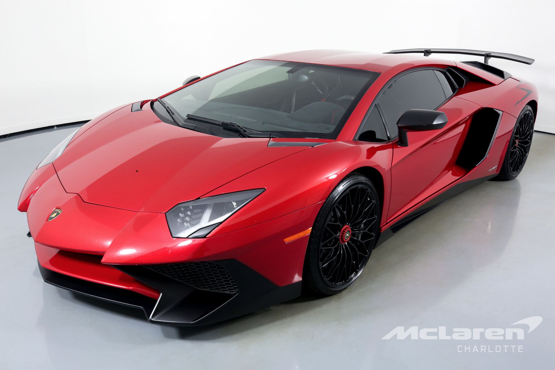 Lamborghini Aventador LP 750-4 Superveloce - McLaren Charlotte