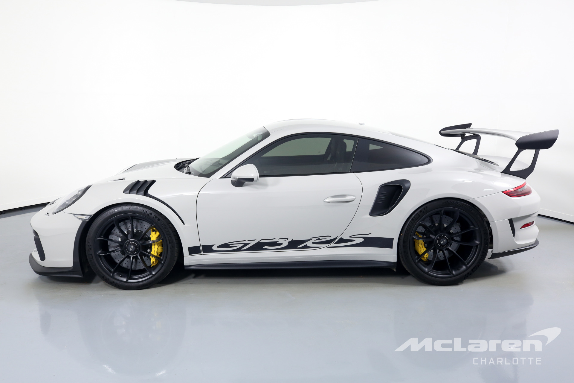 Porsche 911 GT3 RS - McLaren Charlotte Dealership - United States - For ...