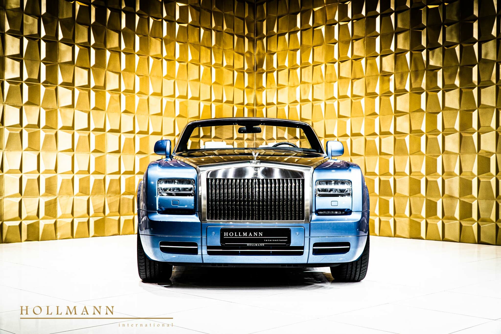 Rolls-Royce Phantom Drophead Coupe Waterspeed Collection