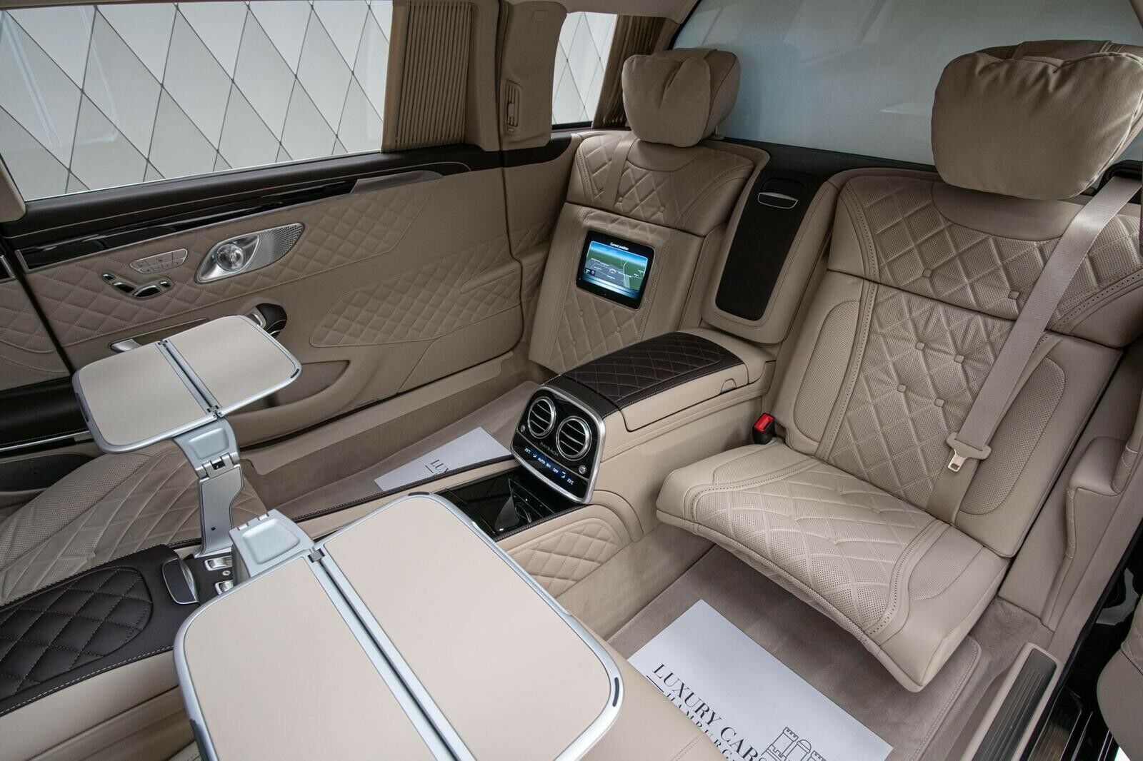 Mercedes-Benz S 600 Maybach Pullman - Luxury Cars Hamburg - Germany ...