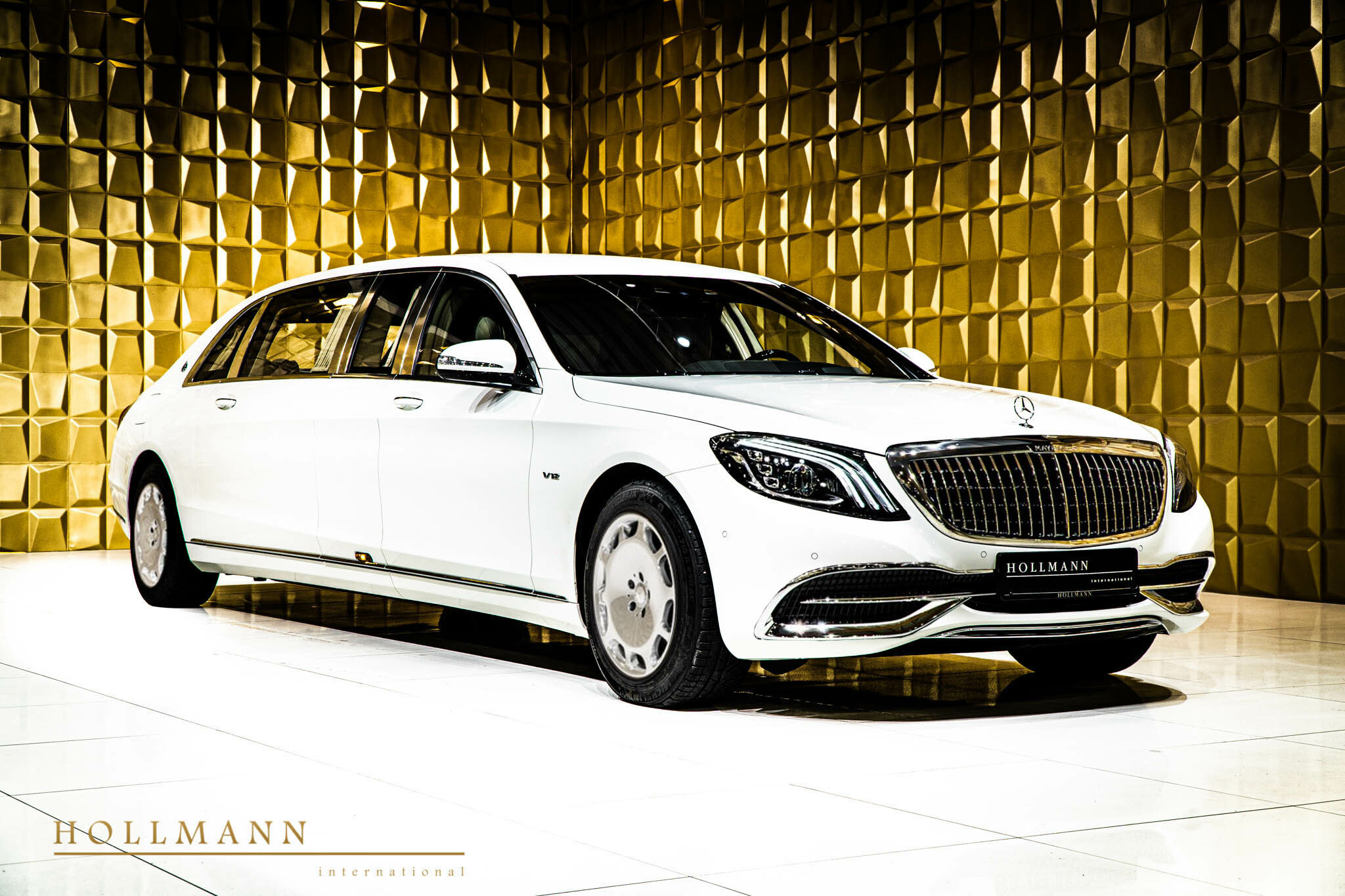 Mercedes-Maybach プルマン仕様 純正クッション ラグジュアリー Mercedes-Maybach S 650 PULLMAN - Hollmann International - Germany
