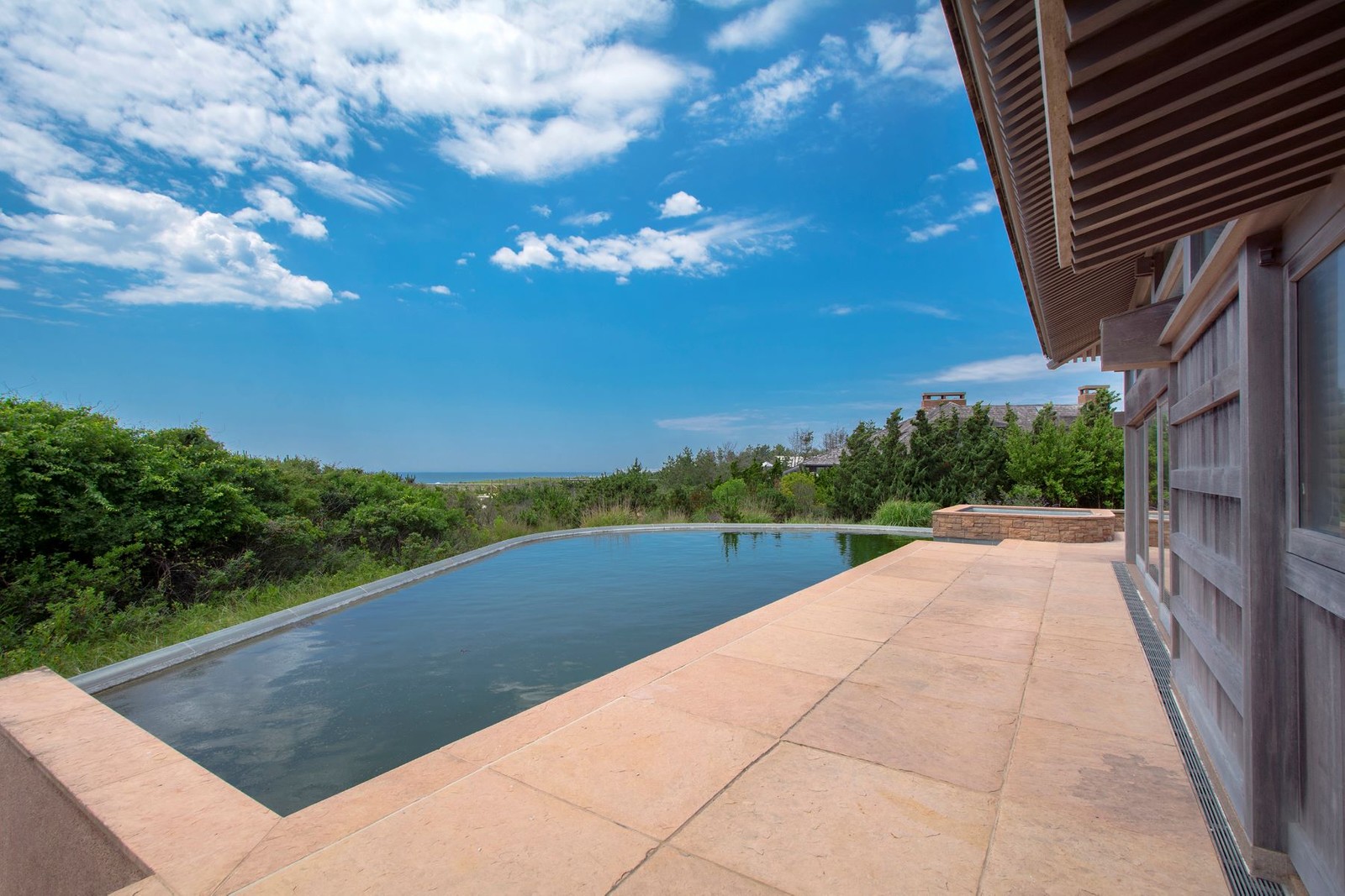 1080 & 1100 Meadow Lane Southampton Sotheby's International Realty